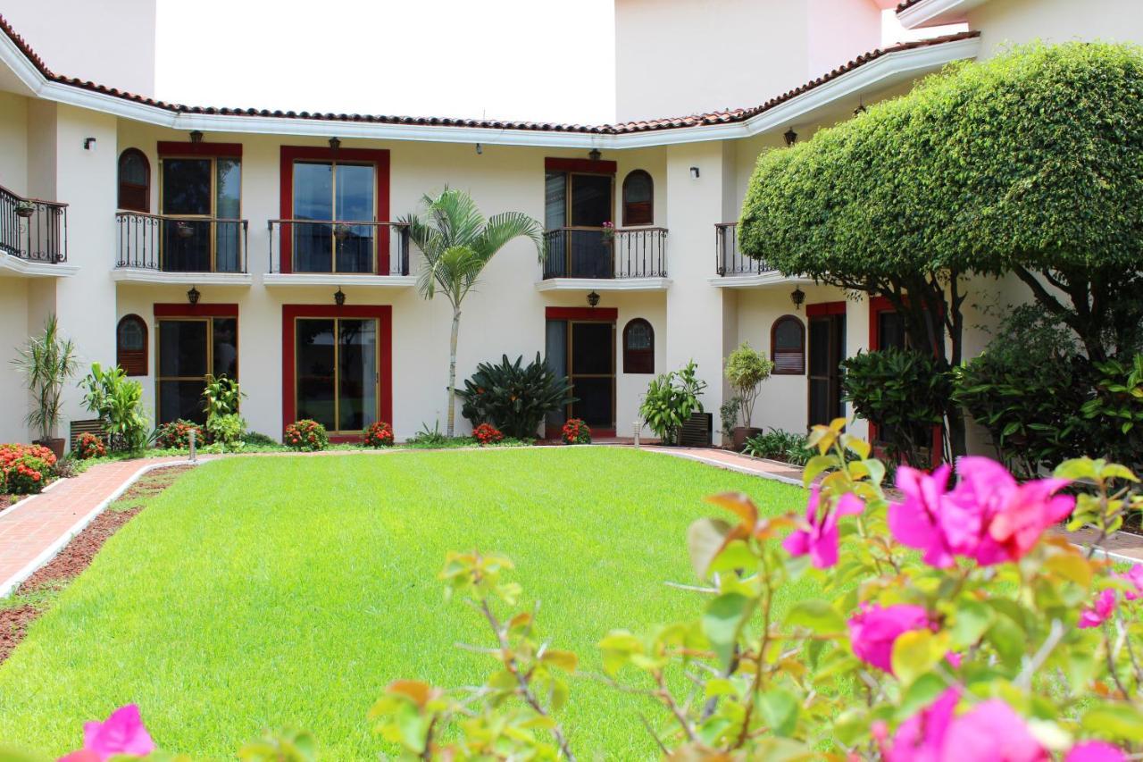 Hotel Las Palomas Tepic Exterior photo