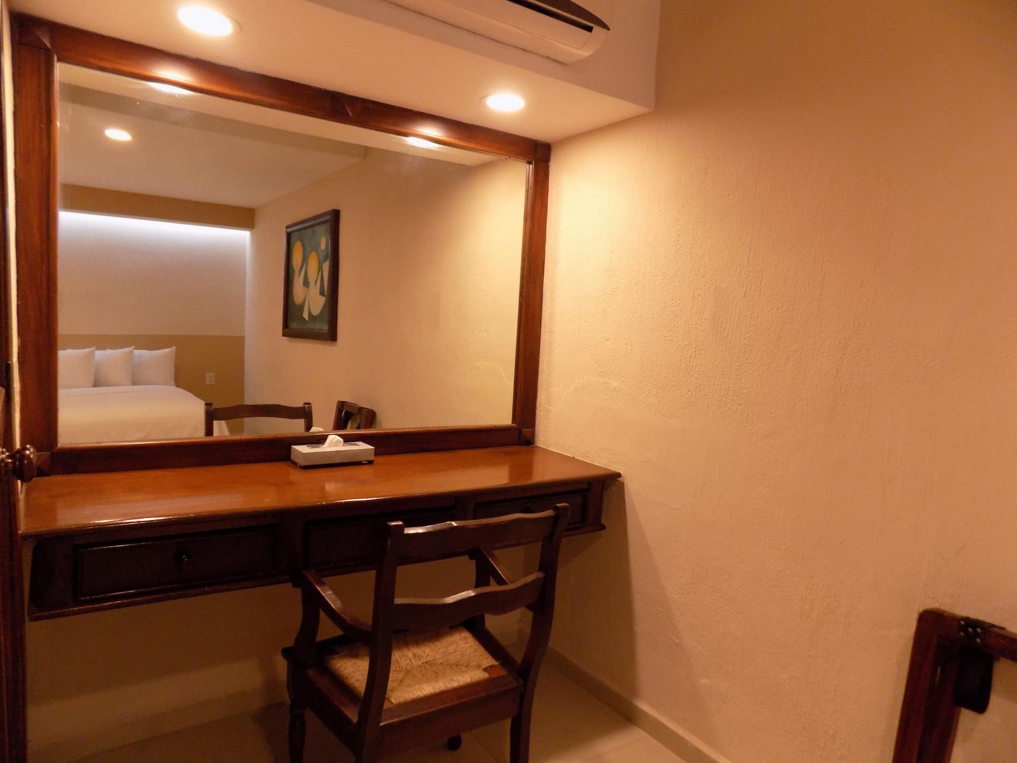 Hotel Las Palomas Tepic Exterior photo
