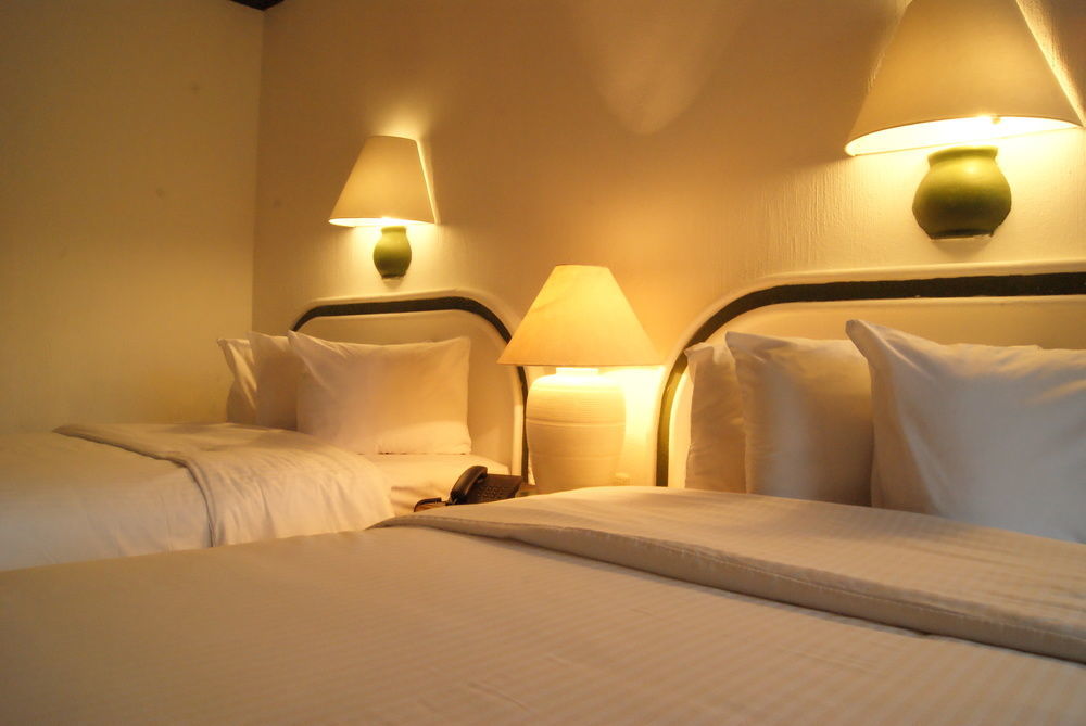 Hotel Las Palomas Tepic Exterior photo